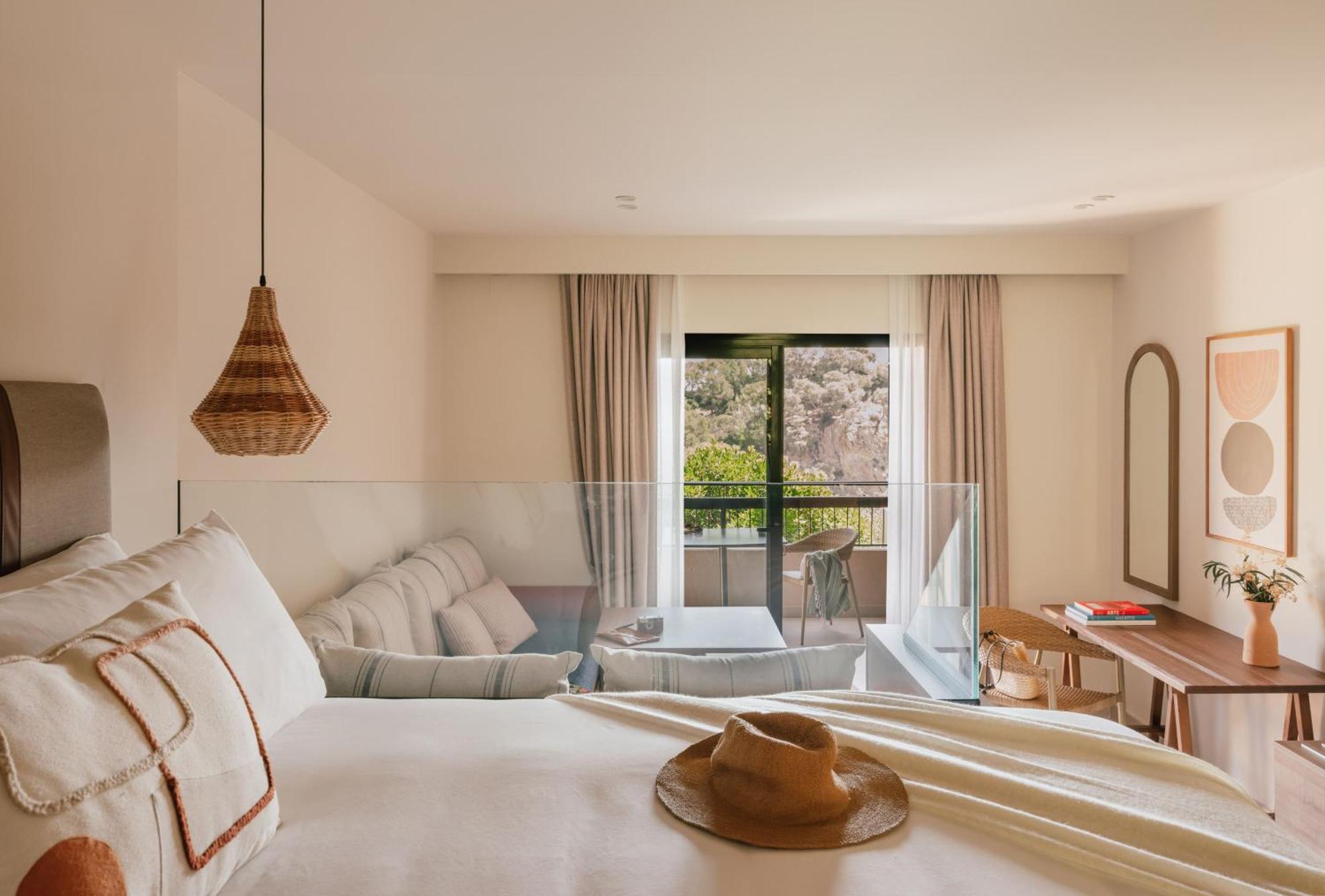 Suite Junior ZEL con cocina y vistas al Mediterráneo