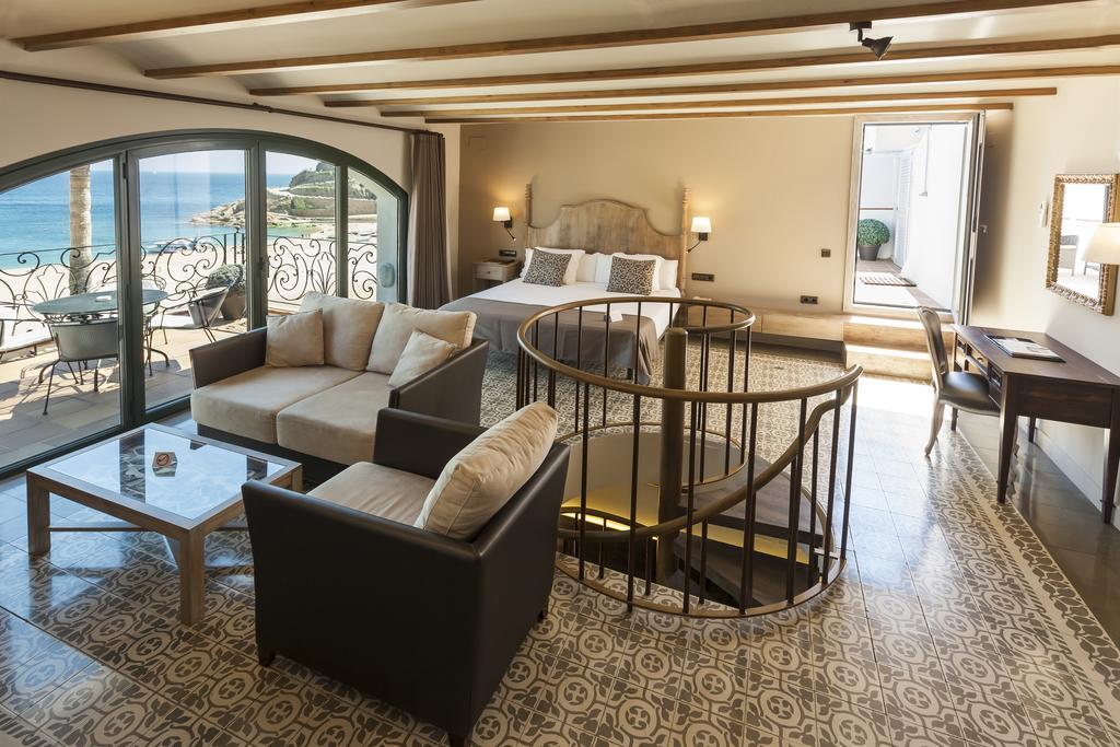 Penthouse Suite,401839905:JPEG