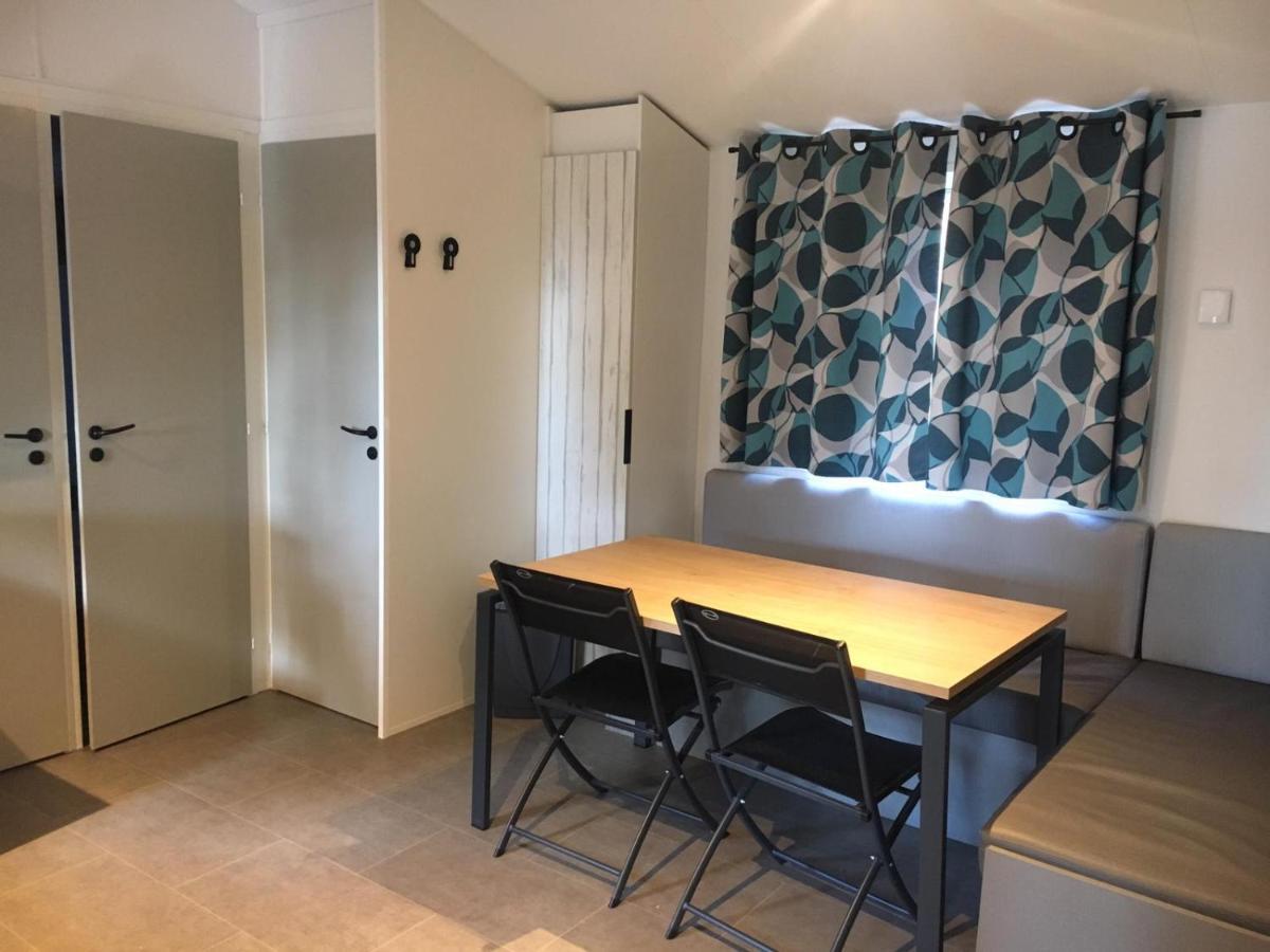 Three-Bedroom Prestige Cottage Sea View,1599651591:JPEG